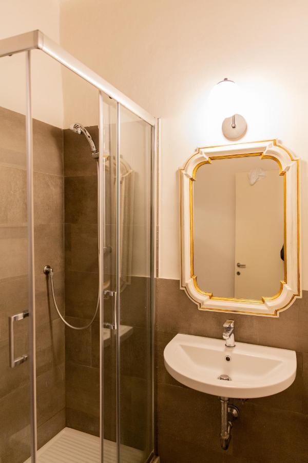 Cute And Charming Suite Florence Exterior photo